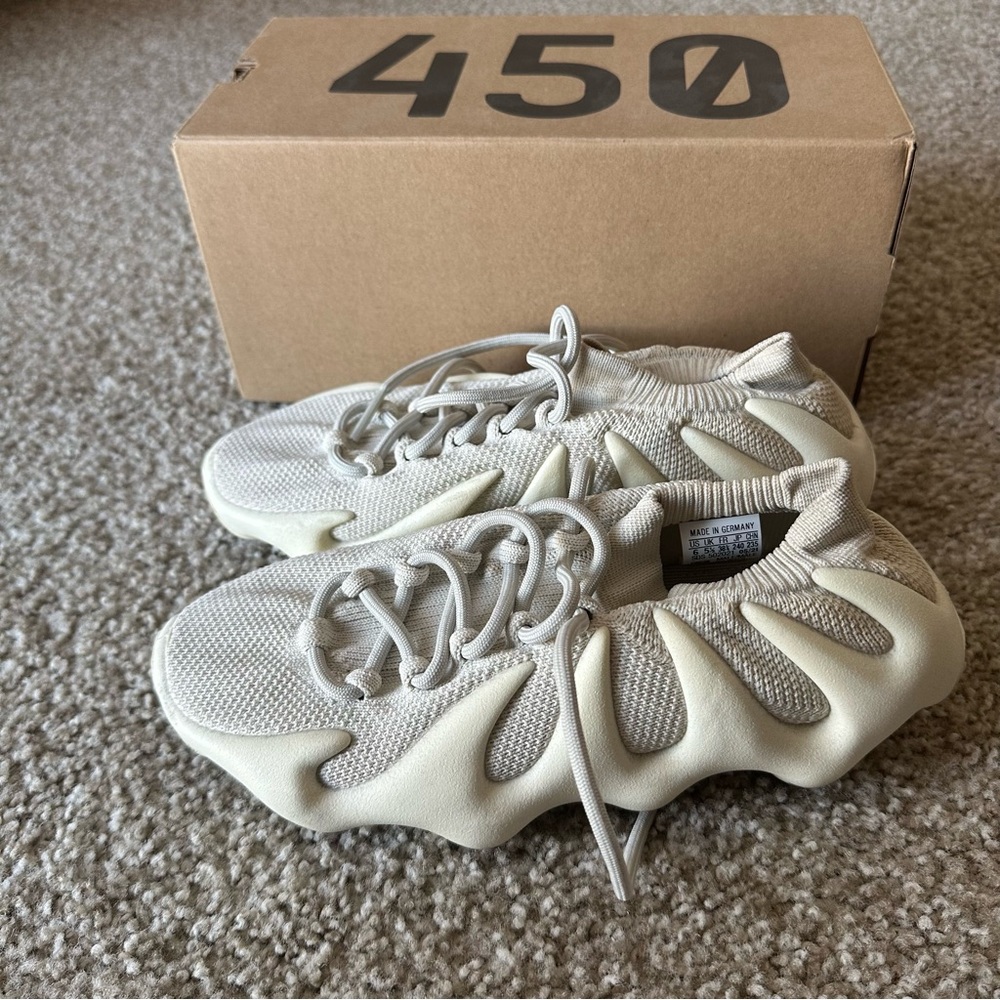 Yeezy 450 ‘Cloud White’